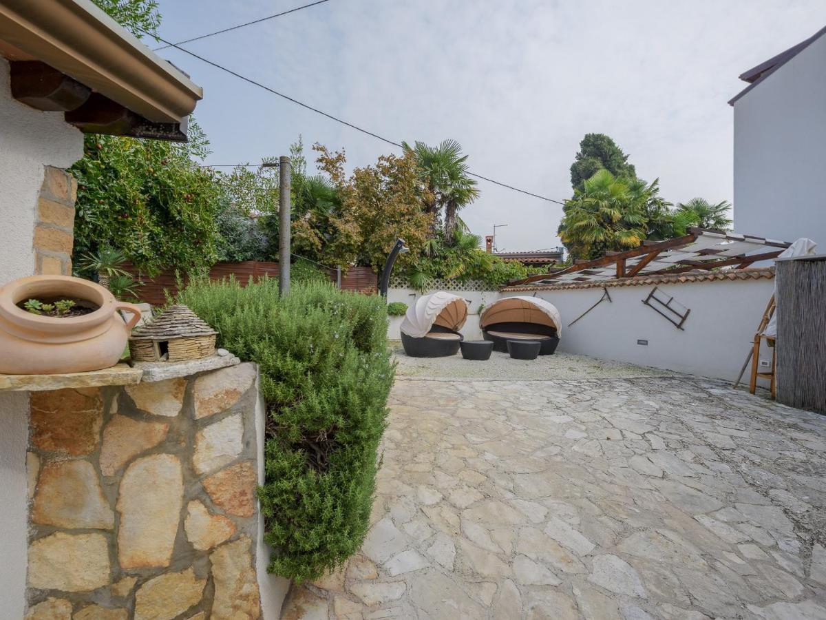 Casa Astrid By The Sea In Poreč Zewnętrze zdjęcie